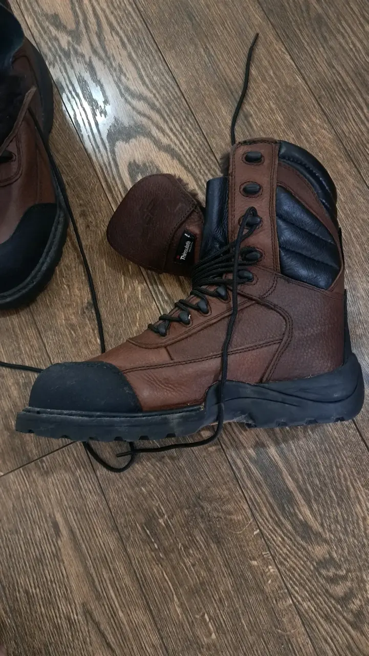 Botas de seguridad talla 40 Defender - 2