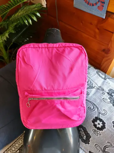 Mochila fucsia plegable - miniatura 1