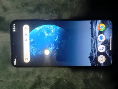 Smartphone pantalla encendida - miniatura 2
