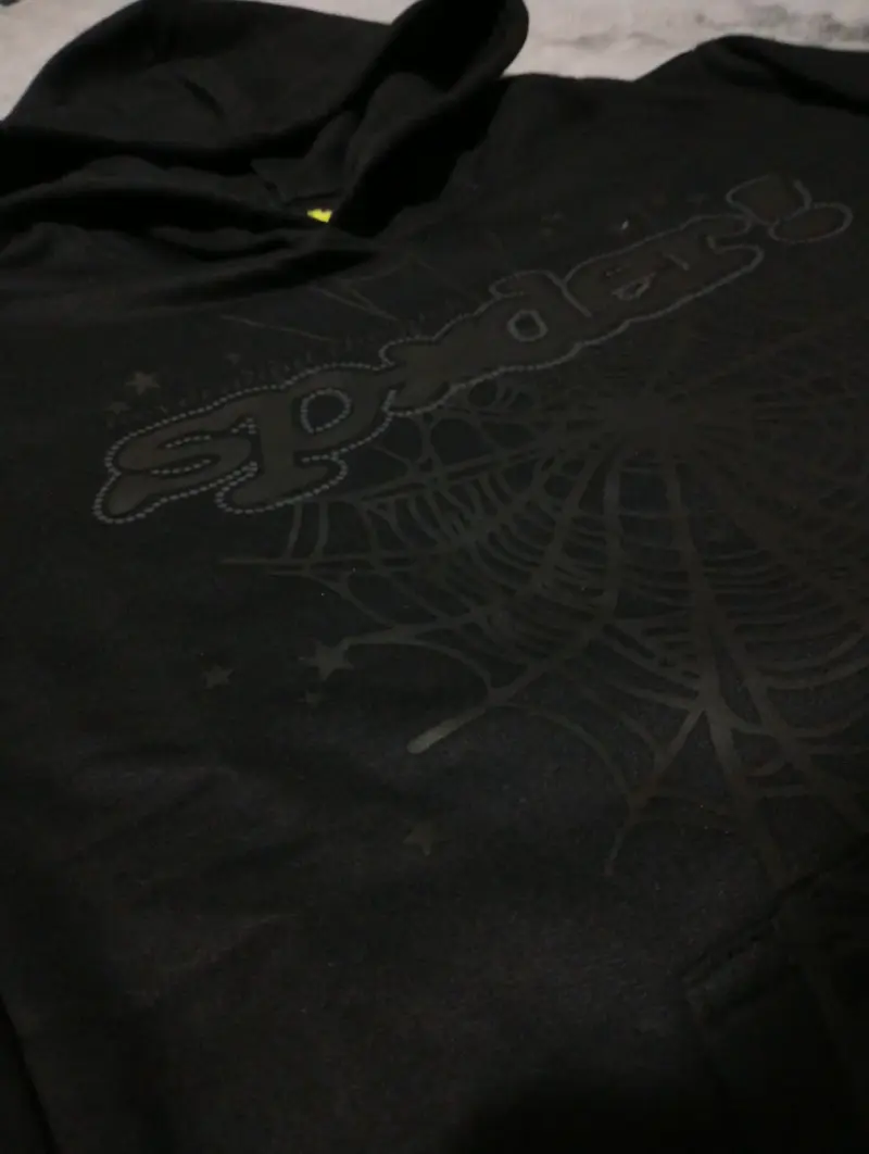 Hoodie Sp5der negro - 2