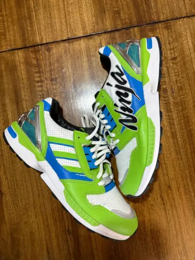 Zapatillas Adidas, colaboración con kawasaki ninja - miniatura 1