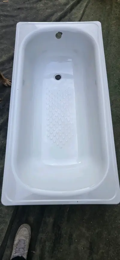 Tina de baño blanca - miniatura 1
