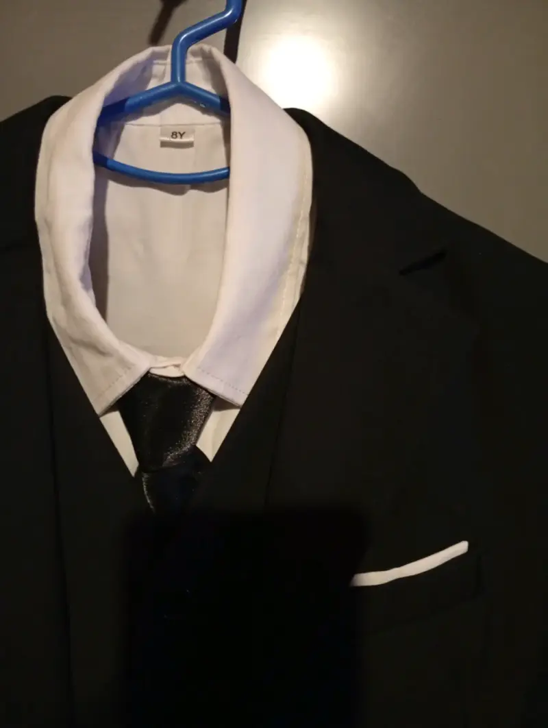 Traje completo niño negro nuevo - 2