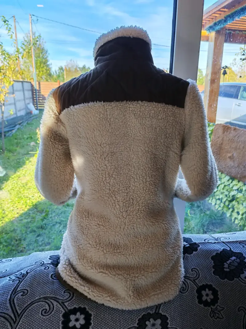Chaqueta de lana beige - 3