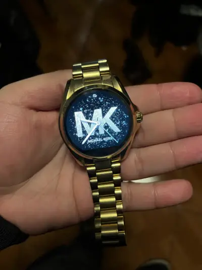 Reloj inteligente dorado michael kors - miniatura 2