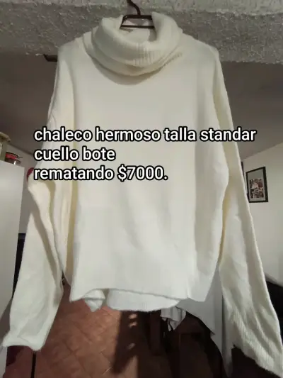 Chaleco blanco con cuello bote - miniatura 1