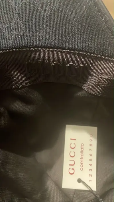 Gorra Gucci negra con caja - miniatura 4