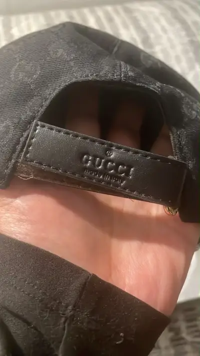 Gorra Gucci negra con caja - miniatura 5