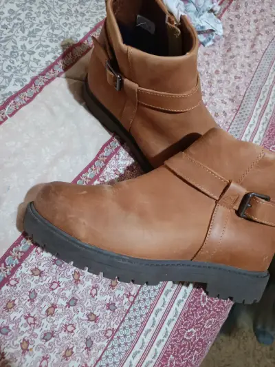 Botas de cuero marrón - miniatura 1