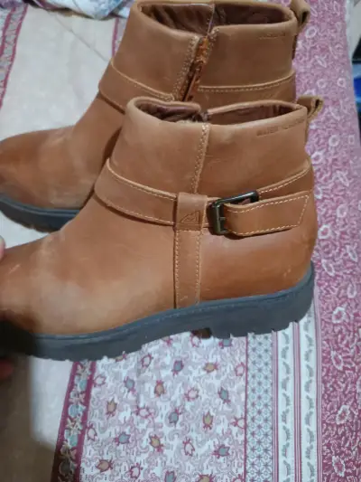 Botas de cuero marrón - miniatura 3
