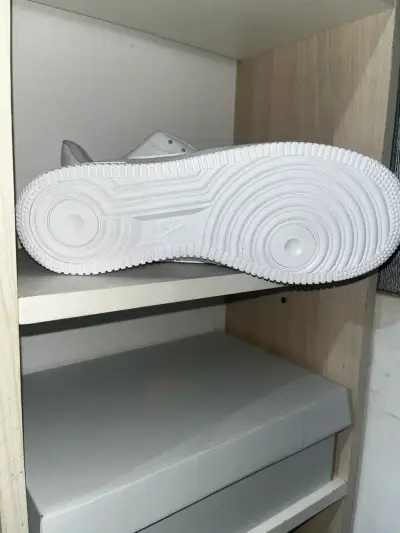 Zapatillas blancas Nike Air Force 1 - miniatura 2