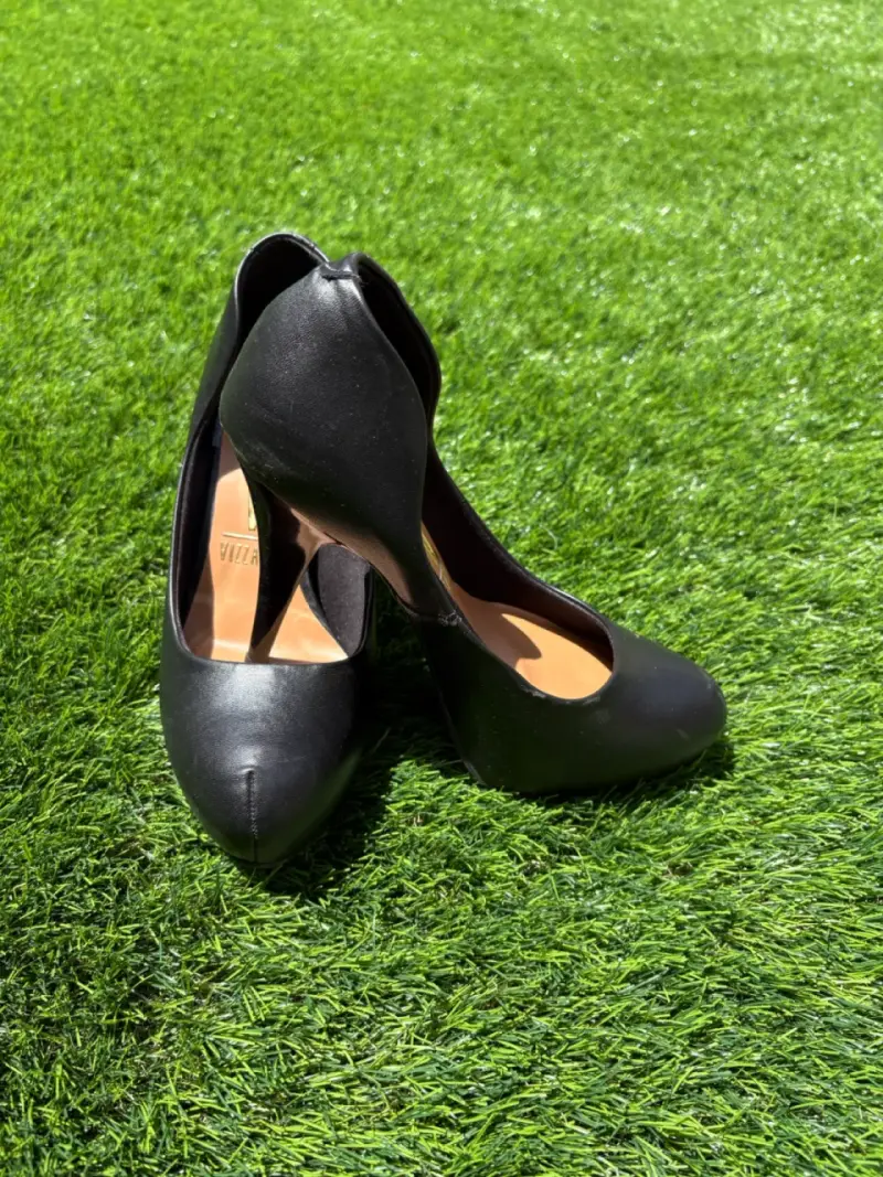 Zapatos negros con tacón alto - 2