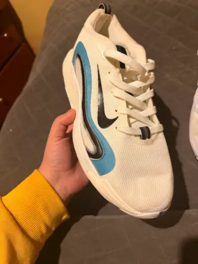 Zapatillas Nike Isofly GS Basketball ( nuevas) - miniatura 3