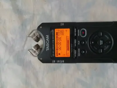 Grabador Tascam DR-40 - miniatura 2