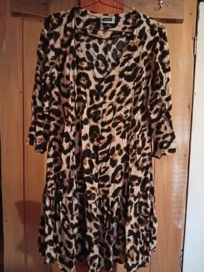 Vestido animal print - miniatura 2