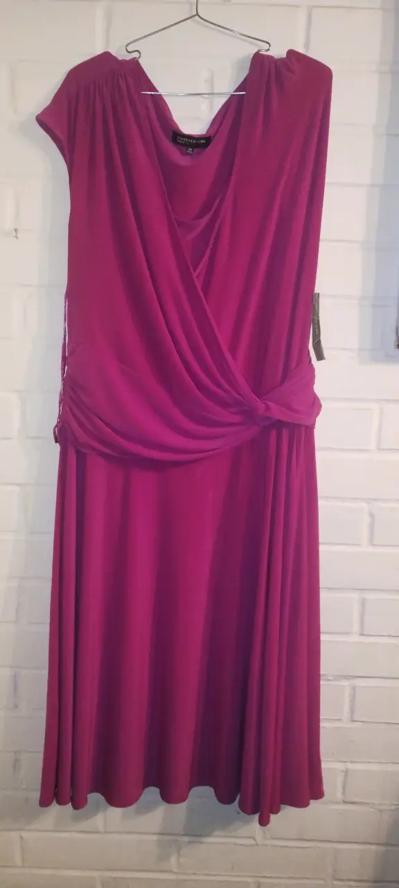 Vestido fucsia elegante