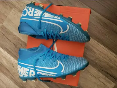 Zapatos de futbol nike - miniatura 4
