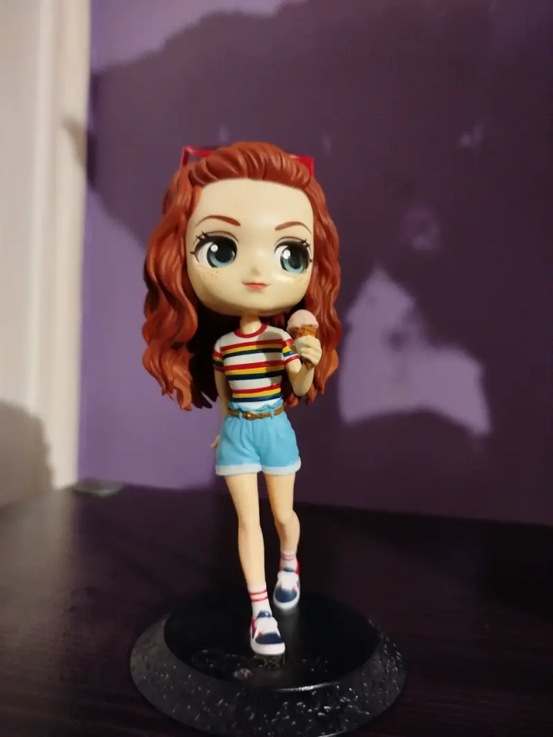 Figura de Max stranger thinks - 1