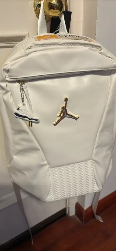 Mochila Jordan blanca con logo - miniatura 2