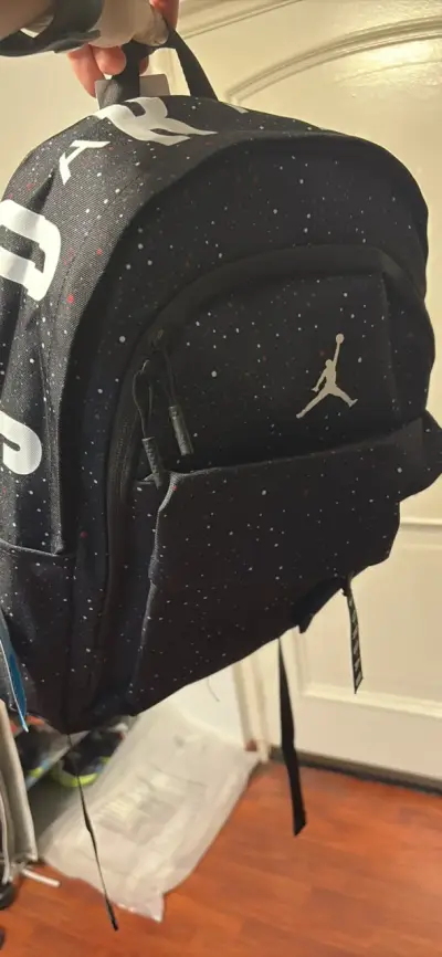 Mochila Jordan negra con puntos - miniatura 2