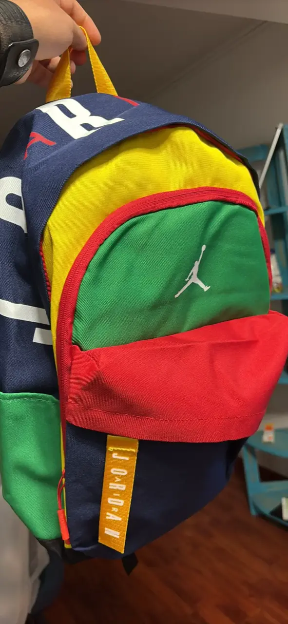 Mochila colorida diseño Jordan - 2