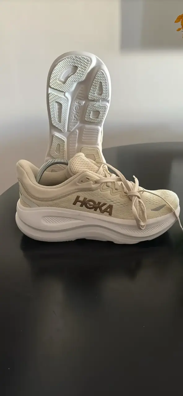 Zapatillas HOKA color beige - 1