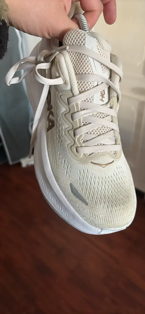 Zapatillas HOKA color beige - 3