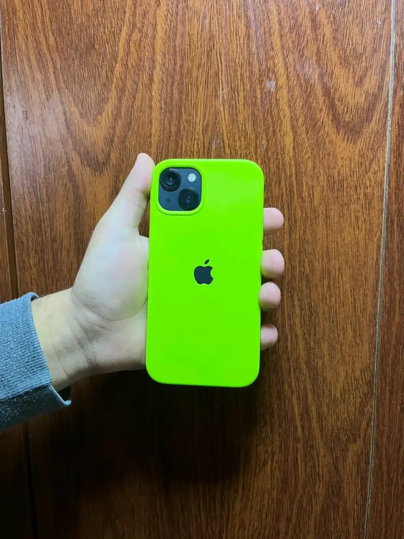 iPhone 13 - 6