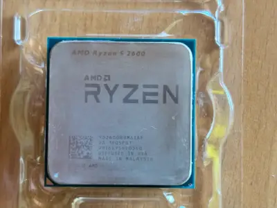 Procesador AMD Ryzen 5 2600 - miniatura 1