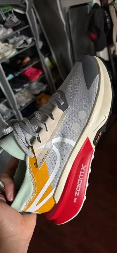 Zapatillas deportivas multicolor Nike - miniatura 3