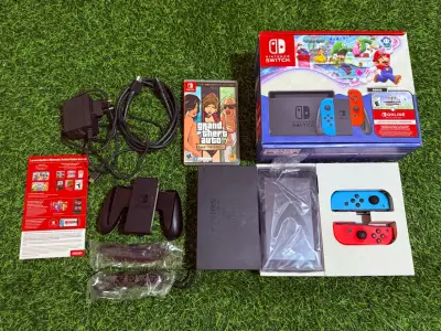 Consola Nintendo Switch con accesorios - miniatura 1