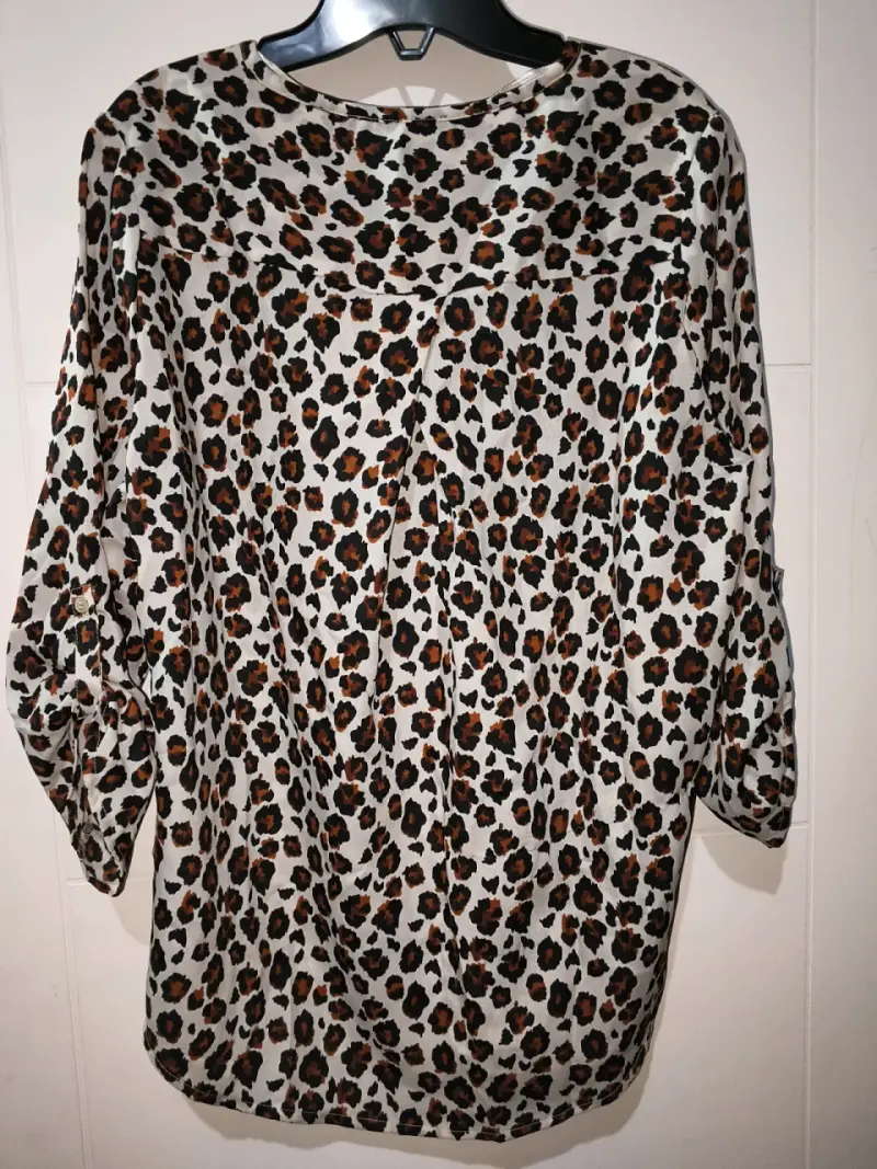Blusa leopard print estilo suelto - 1