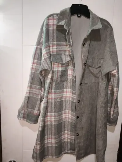 Camisa larga de cuadros gris - miniatura 3