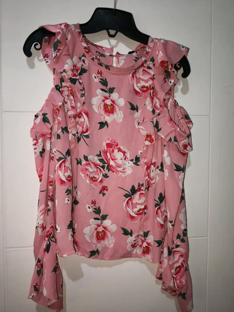 Blusa rosa con estampado floral - 2