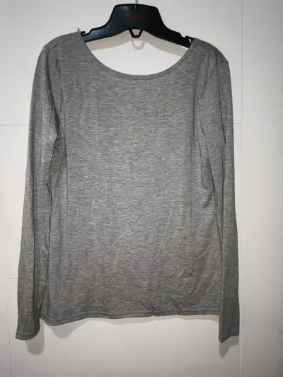 Polera gris manga larga - miniatura 4