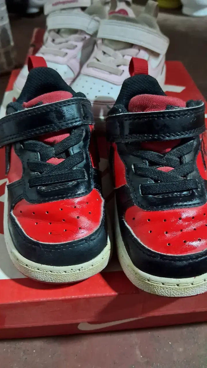 Zapatillas Nike niño rojas y negras t21 - 2
