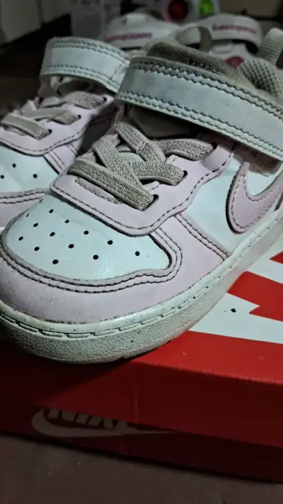 Zapatillas infantiles rosas Nike 21 - miniatura 2