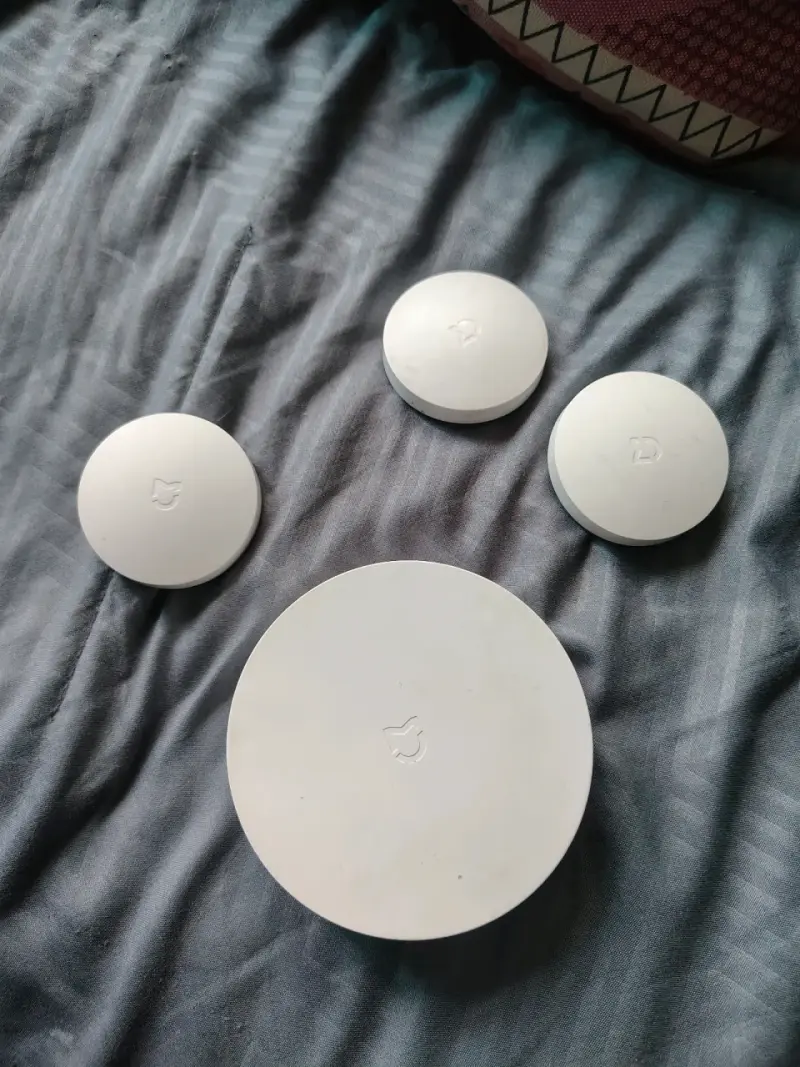 Xiaomi Smart home hub+3 interruptores