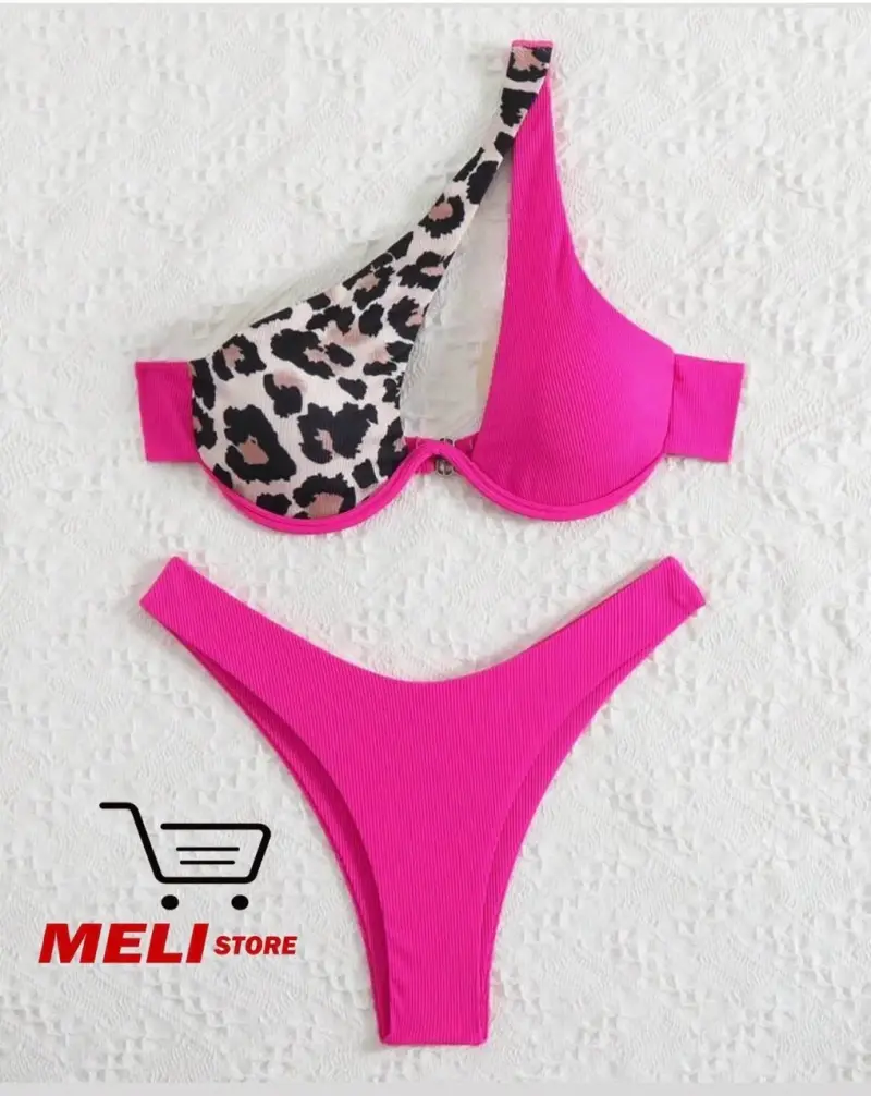 Bikini modelo leopardo