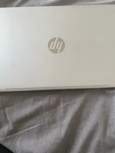 Laptop HP Pavilion 15.6 pulgadas - miniatura 2