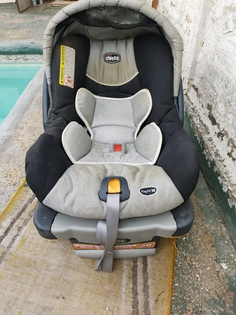 Coche de bebé Chicco negro - 2