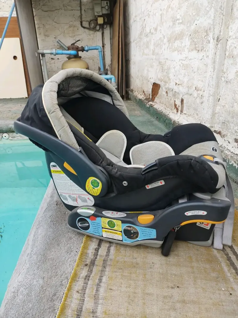 Coche de bebé Chicco negro - 4