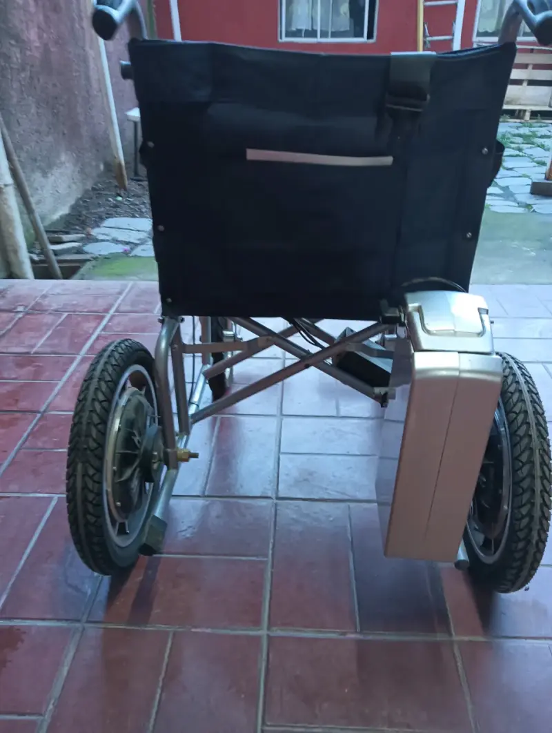 Silla de ruedas eléctrica - 4