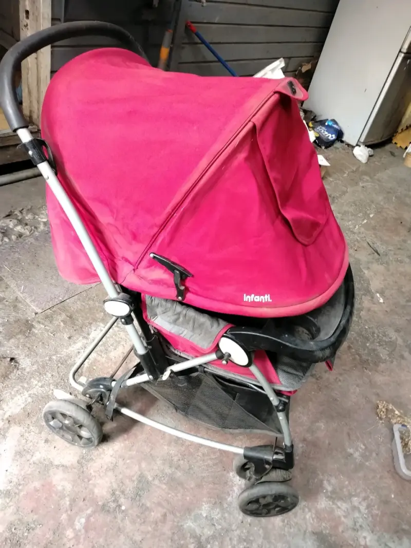 Coche de bebé Infanti rojo - 2