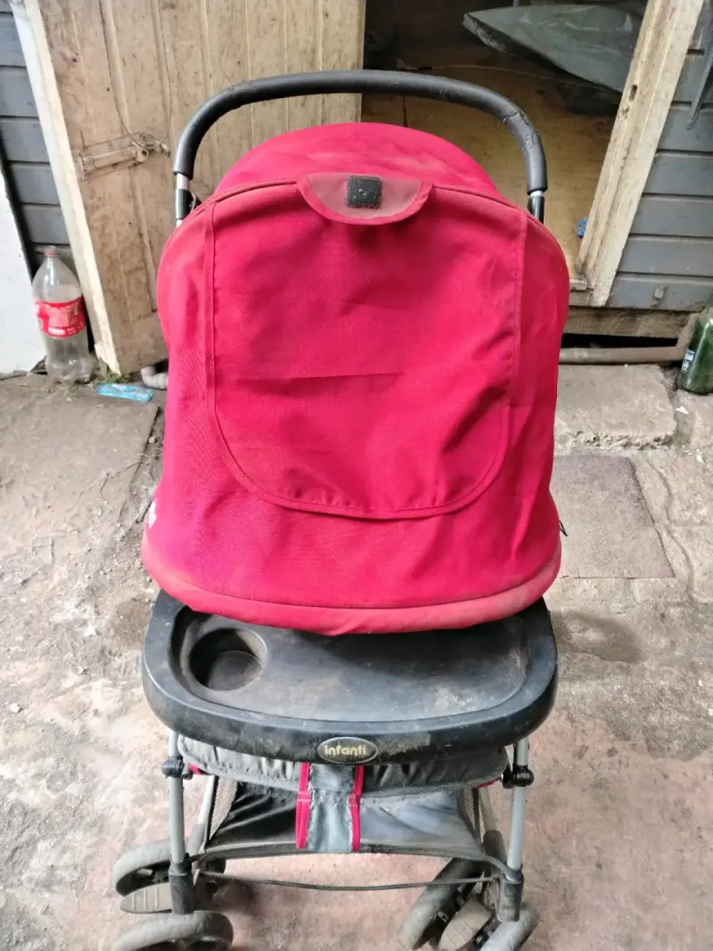 Coche de bebé Infanti rojo - 3