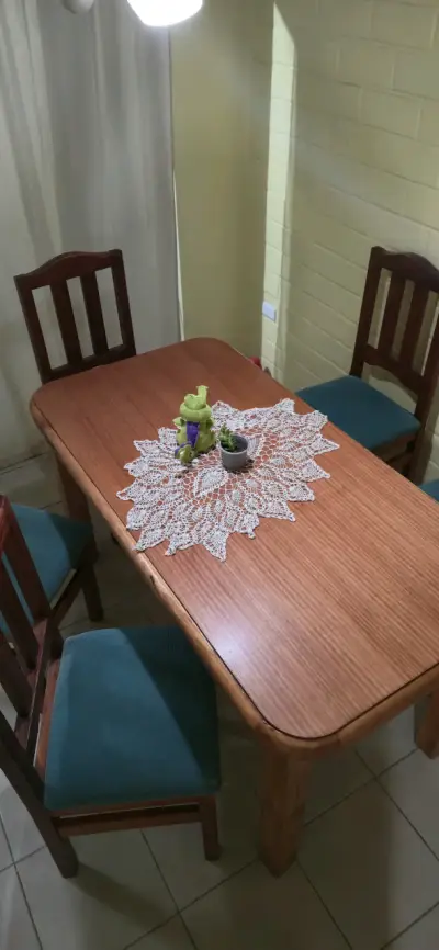 Juego de comedor de madera - miniatura 1