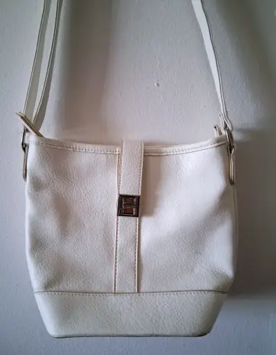 Cartera blanca elegante - miniatura 1