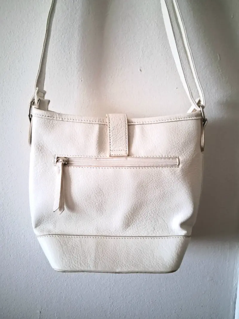 Cartera blanca elegante - 2