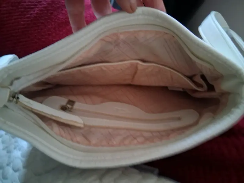 Cartera blanca elegante - 3