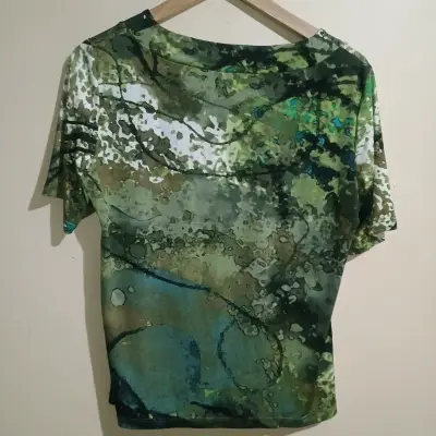 Blusa estampada verde - miniatura 2
